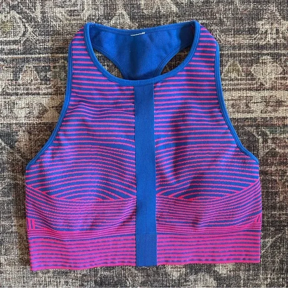 Fabletics Pink & Blue Workout Set | Razorback Top | Women’s Medium - Picture 3 of 6